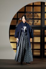 画像9: 六分の一男子図鑑 袴スタイル・蒼黒 エイト  (9)